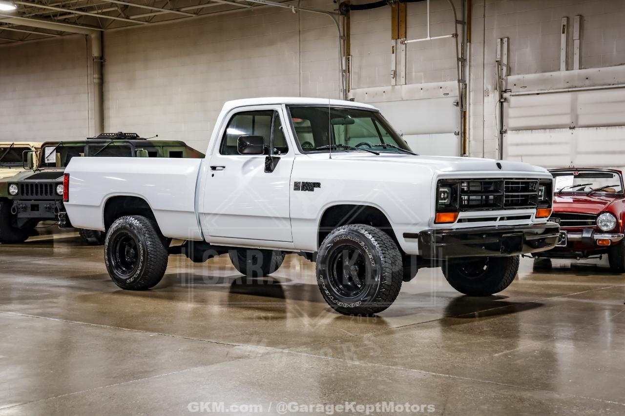 1987 Dodge W-100 Pickup