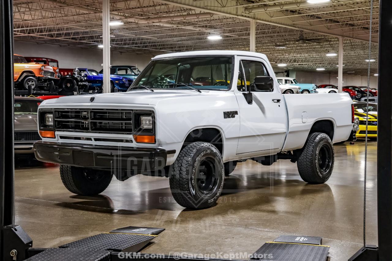 1987 Dodge W-100 Pickup