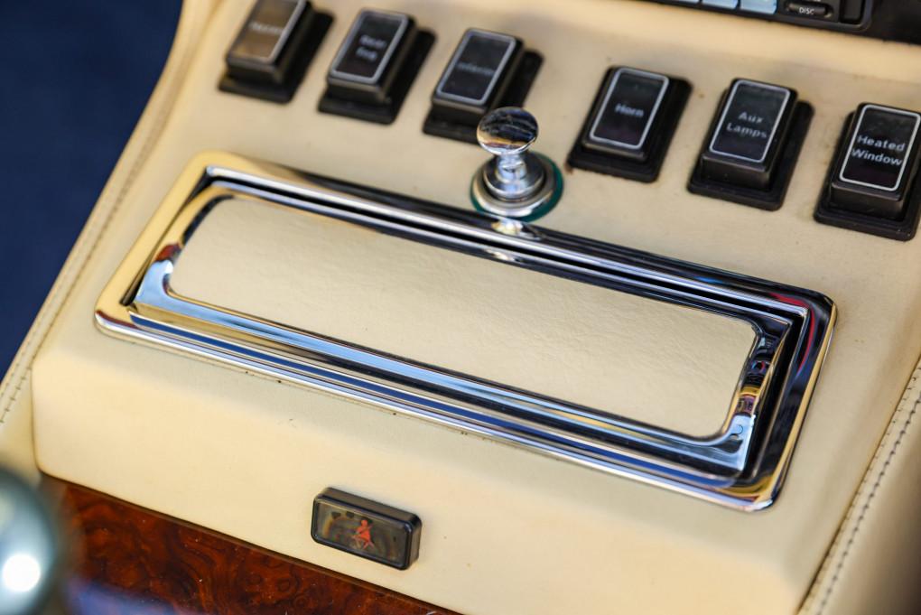 1989 Aston Martin Unknown