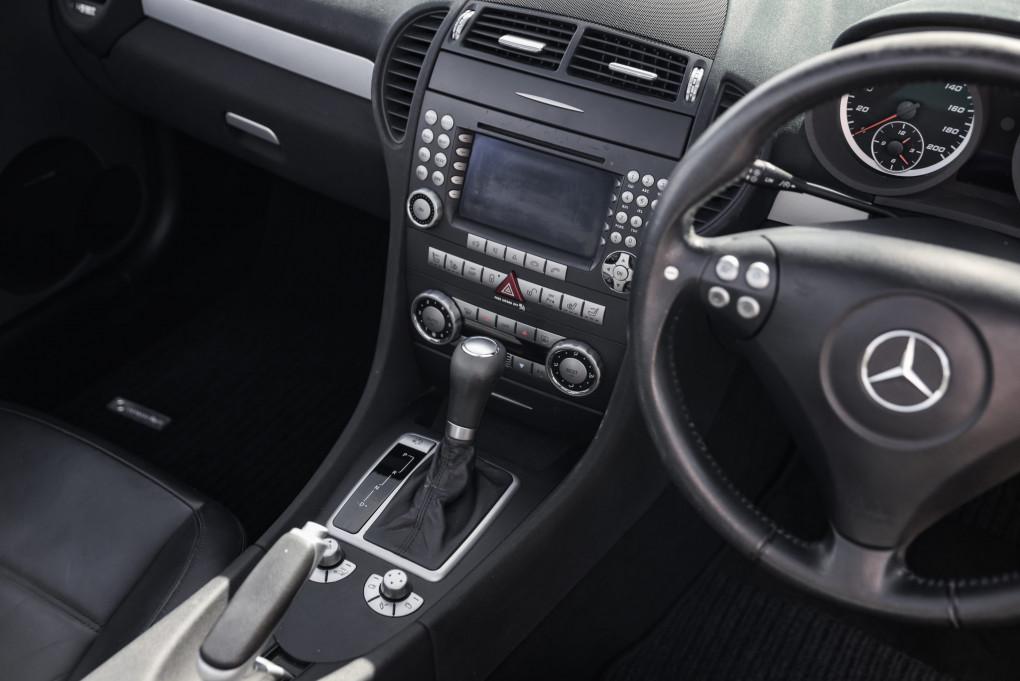 2005 Mercedes - Benz SLK
