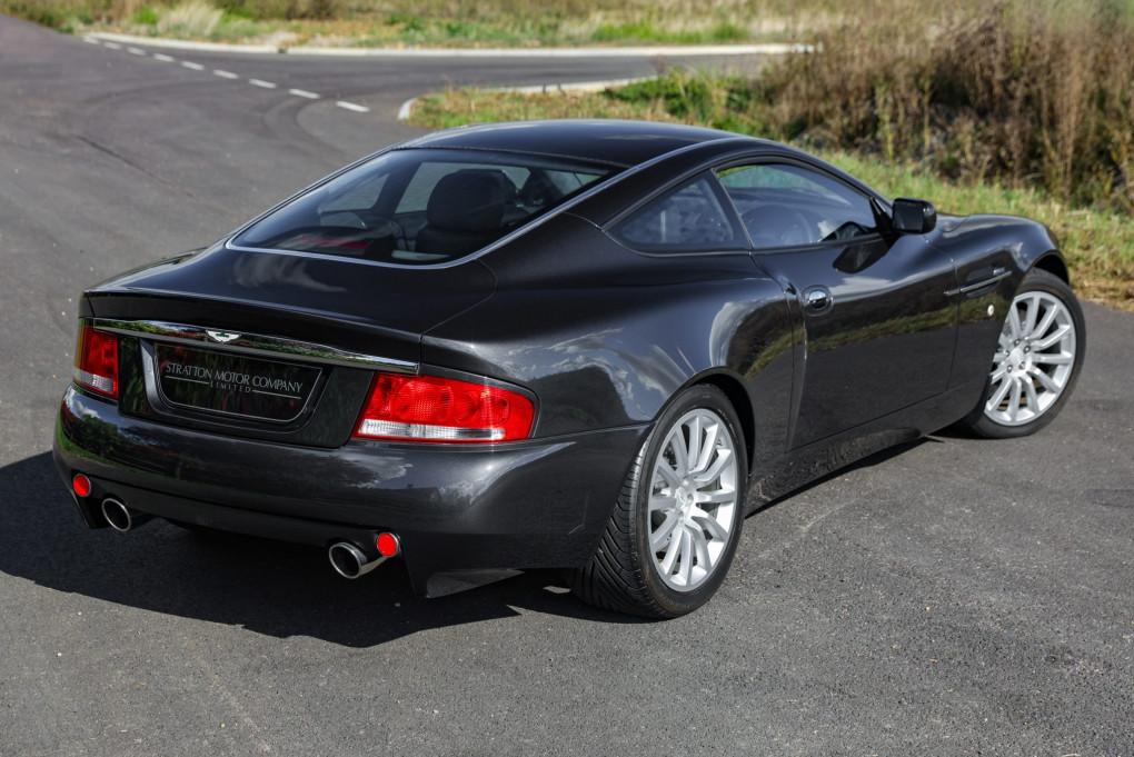 2002 Aston Martin Vanquish