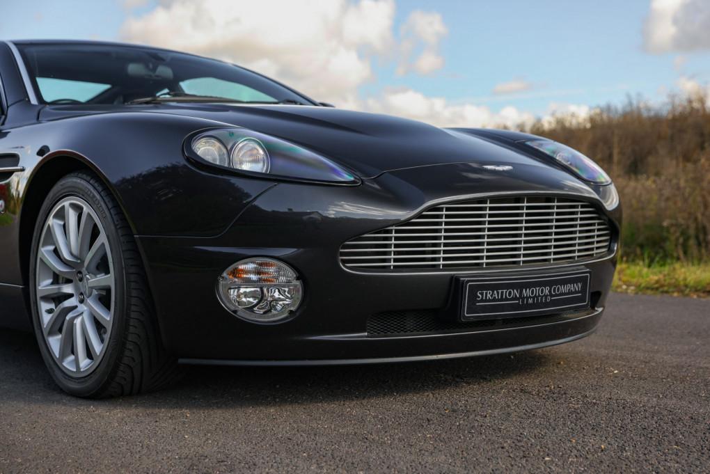 2002 Aston Martin Vanquish
