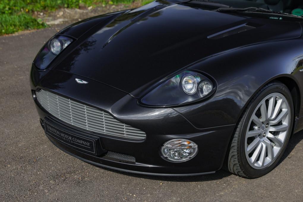 2002 Aston Martin Vanquish