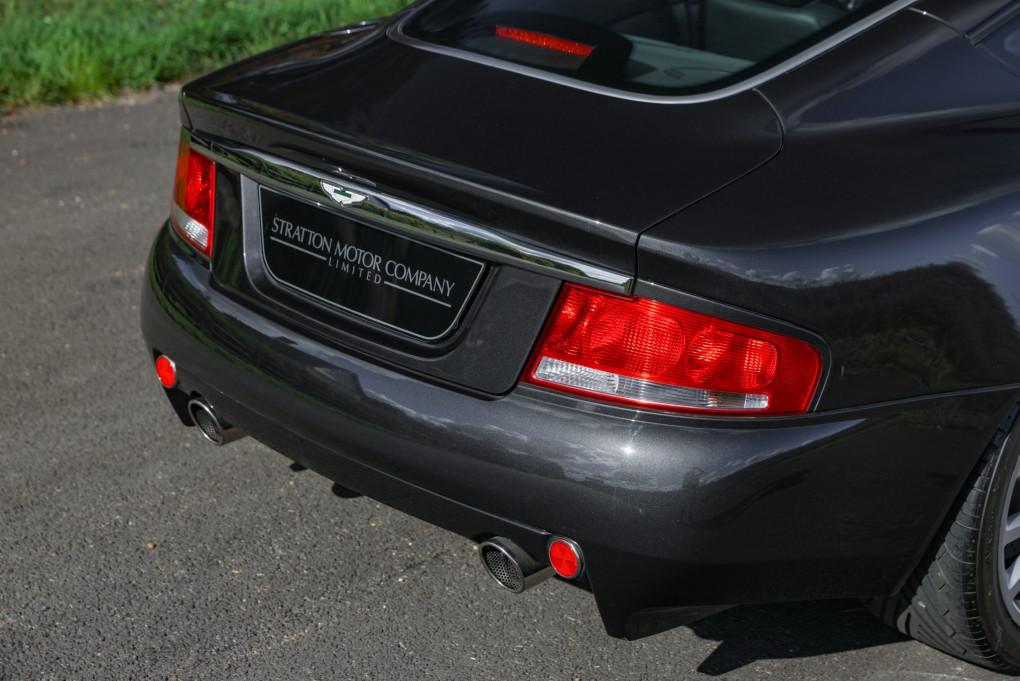 2002 Aston Martin Vanquish