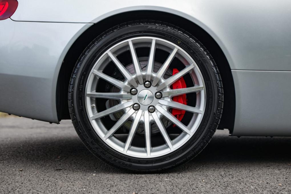 2005 Aston Martin DB9
