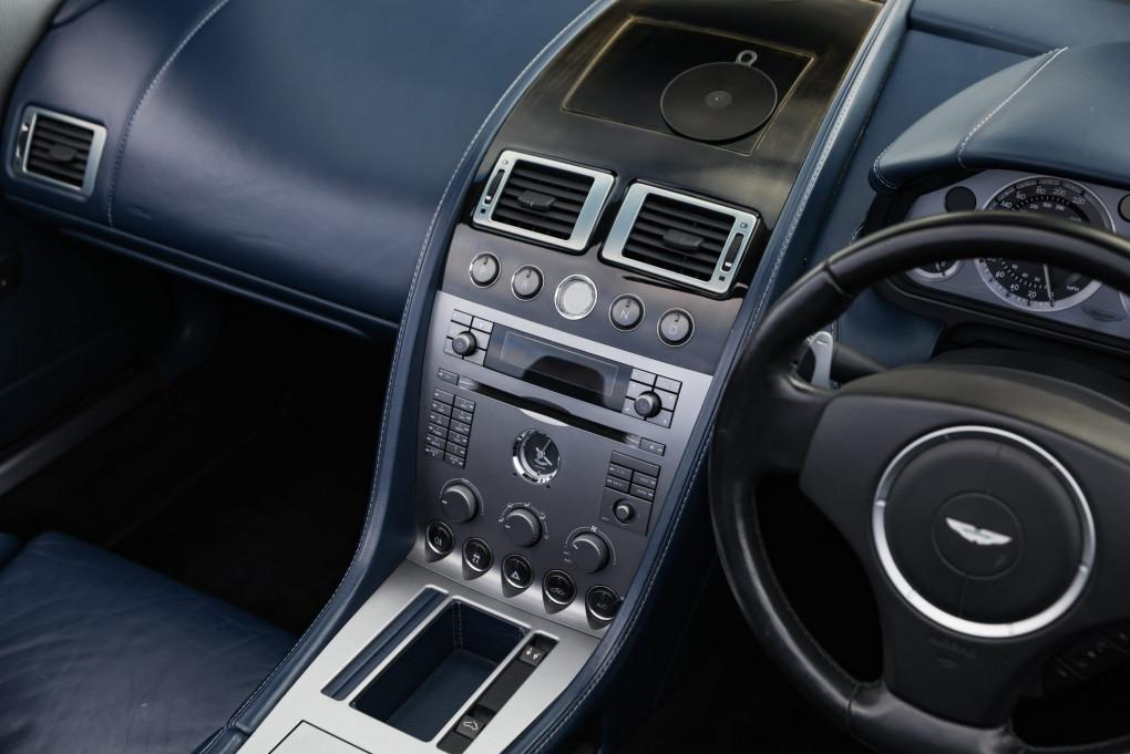 2005 Aston Martin DB9