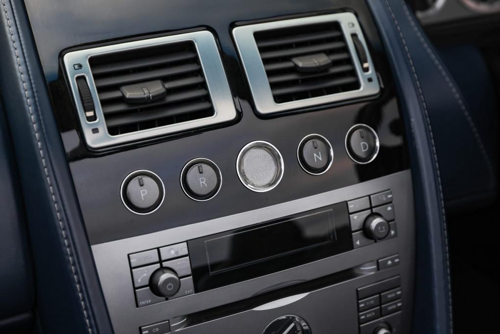 2005 Aston Martin DB9