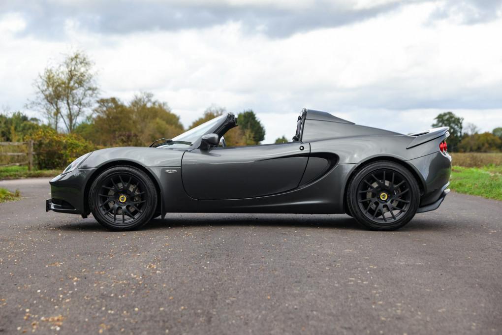 2016 Lotus Elise