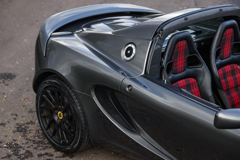 2016 Lotus Elise