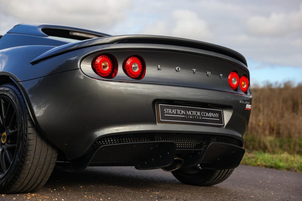 2016 Lotus Elise