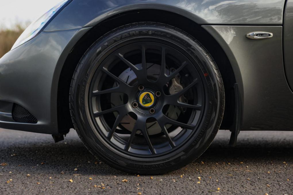 2016 Lotus Elise