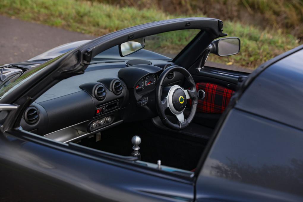 2016 Lotus Elise