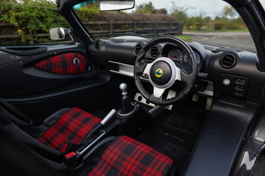 2016 Lotus Elise