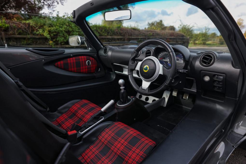 2016 Lotus Elise