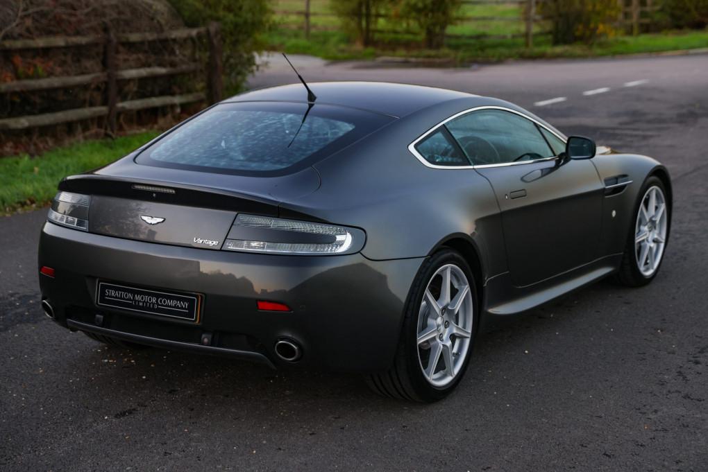 2006 Aston Martin Vantage