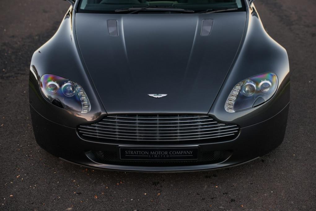 2006 Aston Martin Vantage