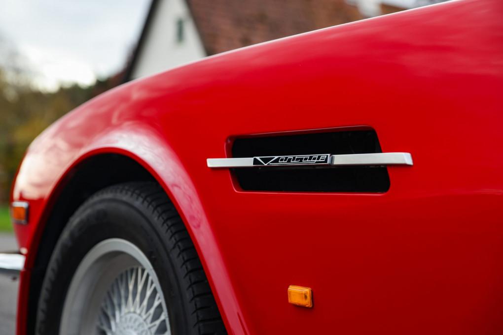 1988 Aston Martin Vantage