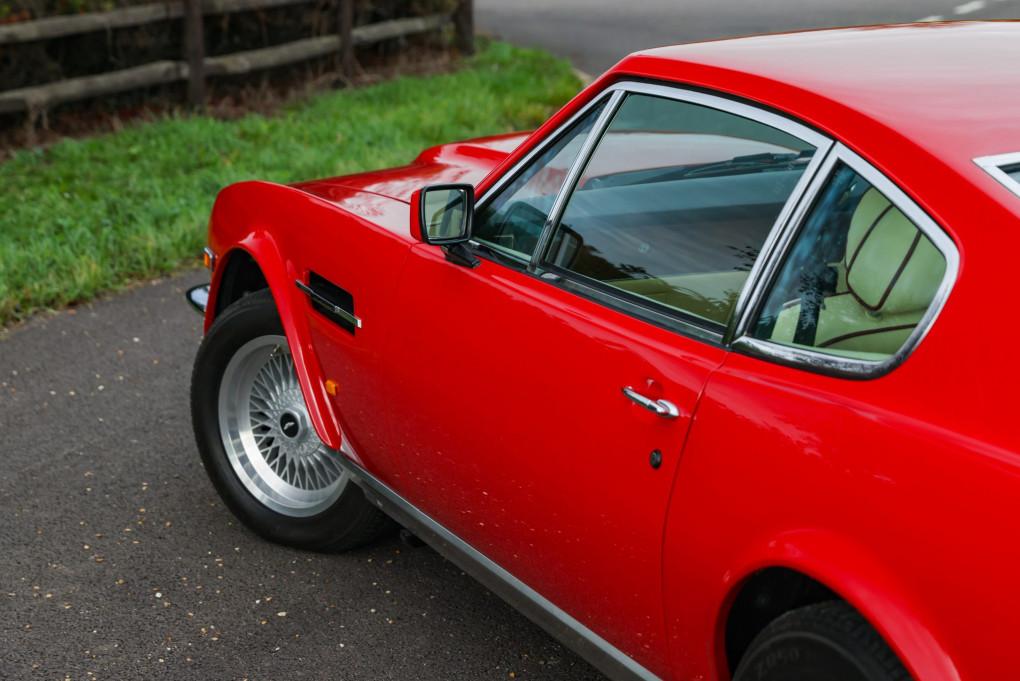 1988 Aston Martin Vantage