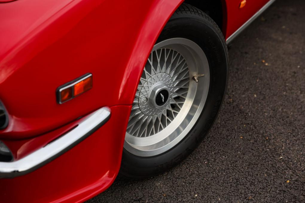 1988 Aston Martin Vantage