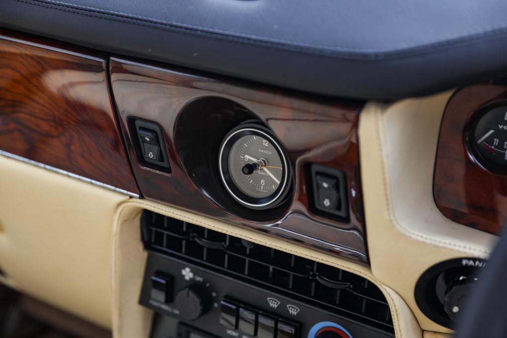 1988 Aston Martin Vantage