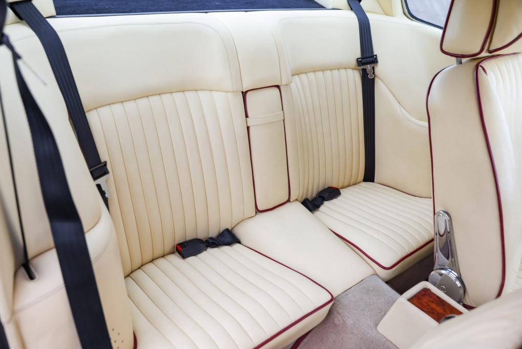 1988 Aston Martin Vantage
