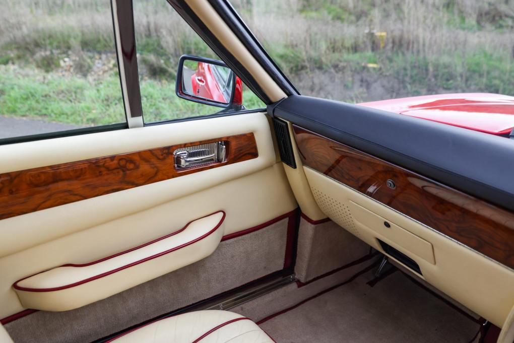 1988 Aston Martin Vantage