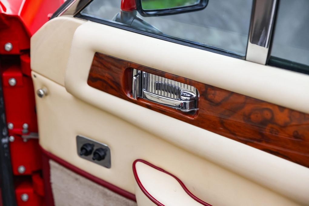 1988 Aston Martin Vantage