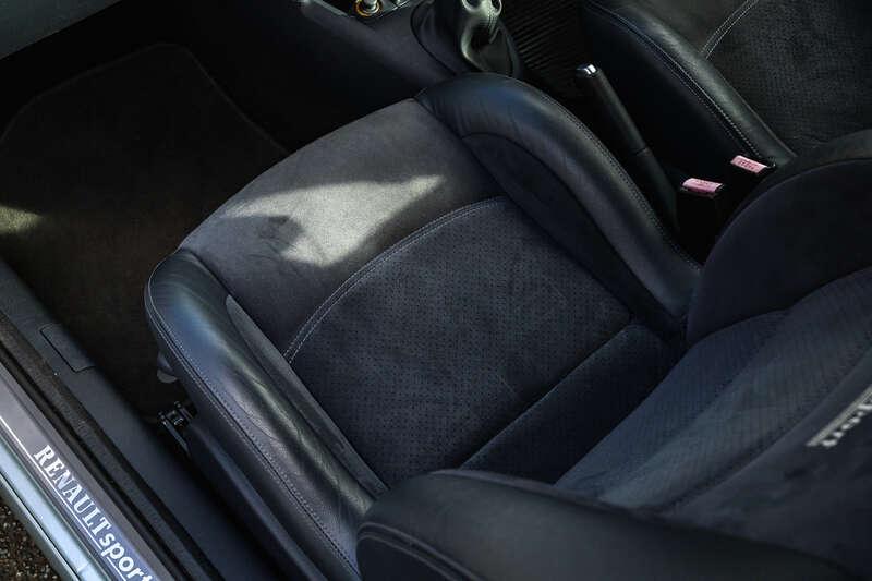2004 Renault CLIO 172