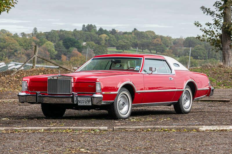 1976 Lincoln CONTINENTAL LIPSTICK MODEL
