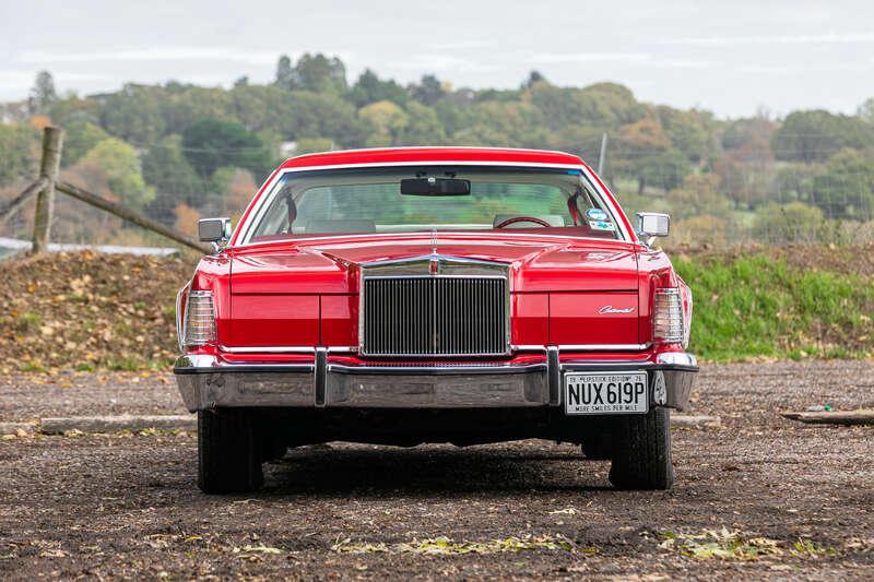 1976 Lincoln CONTINENTAL LIPSTICK MODEL