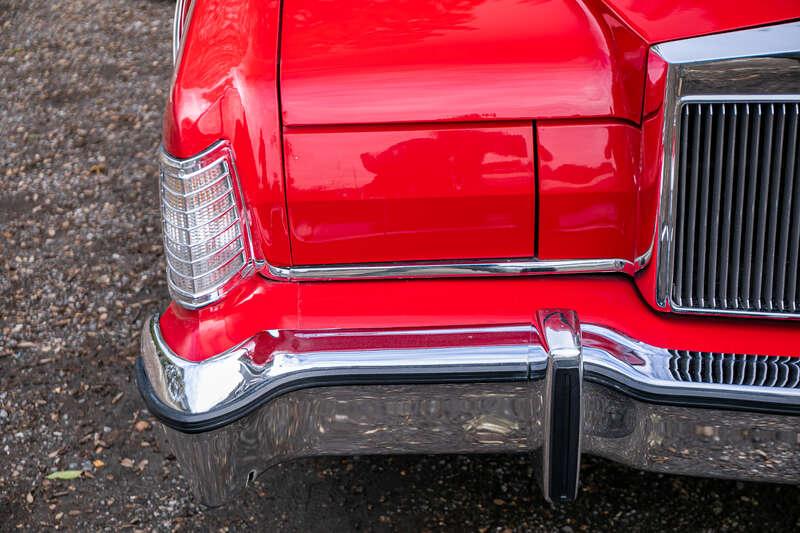 1976 Lincoln CONTINENTAL LIPSTICK MODEL