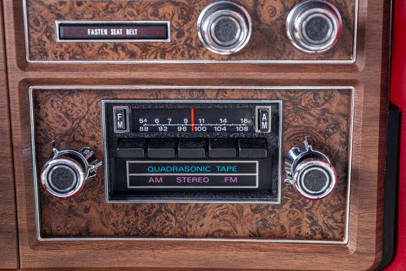 1976 Lincoln CONTINENTAL LIPSTICK MODEL