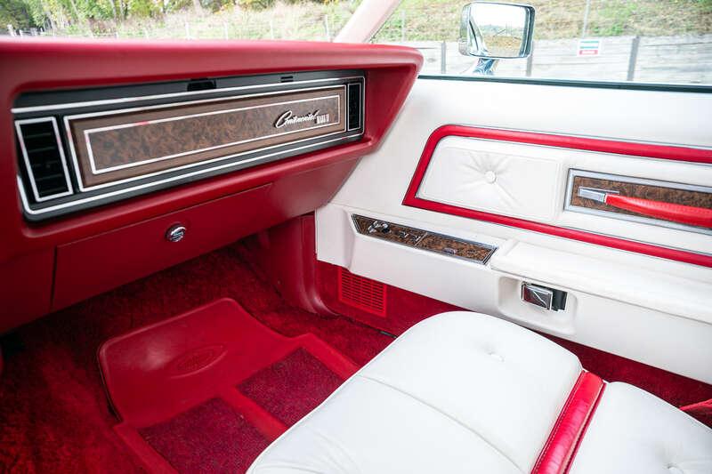 1976 Lincoln CONTINENTAL LIPSTICK MODEL