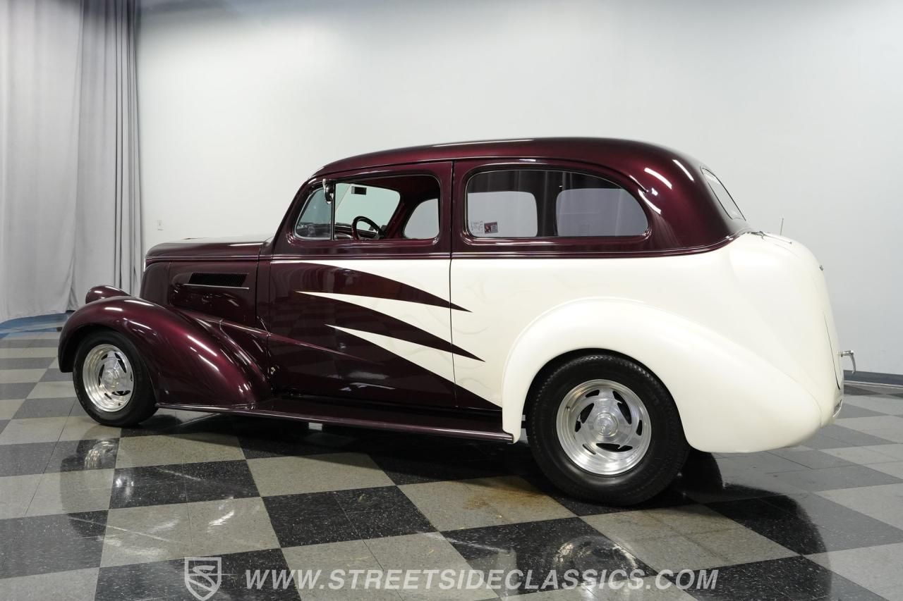 1937 Chevrolet Master Deluxe Street Rod