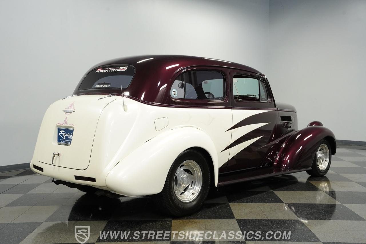 1937 Chevrolet Master Deluxe Street Rod