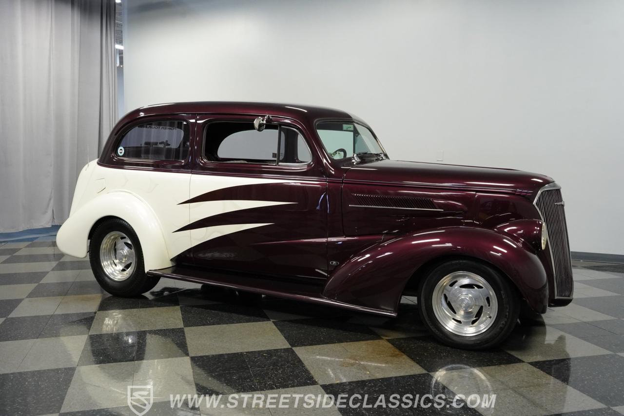 1937 Chevrolet Master Deluxe Street Rod