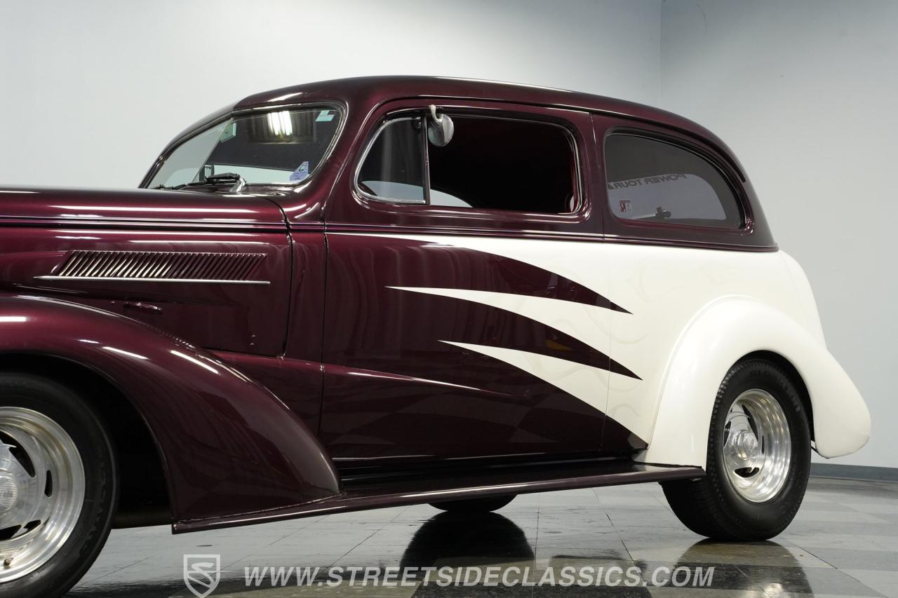 1937 Chevrolet Master Deluxe Street Rod