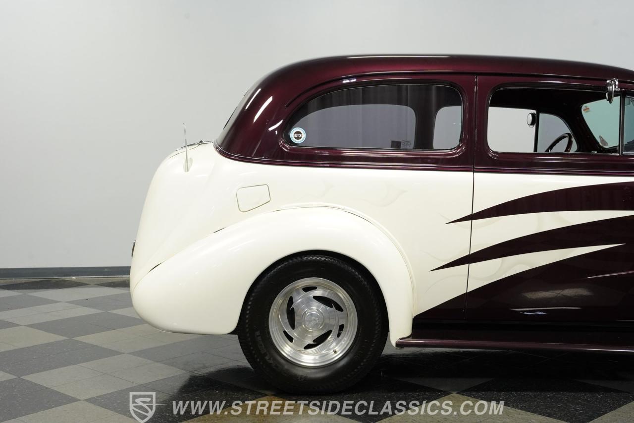 1937 Chevrolet Master Deluxe Street Rod