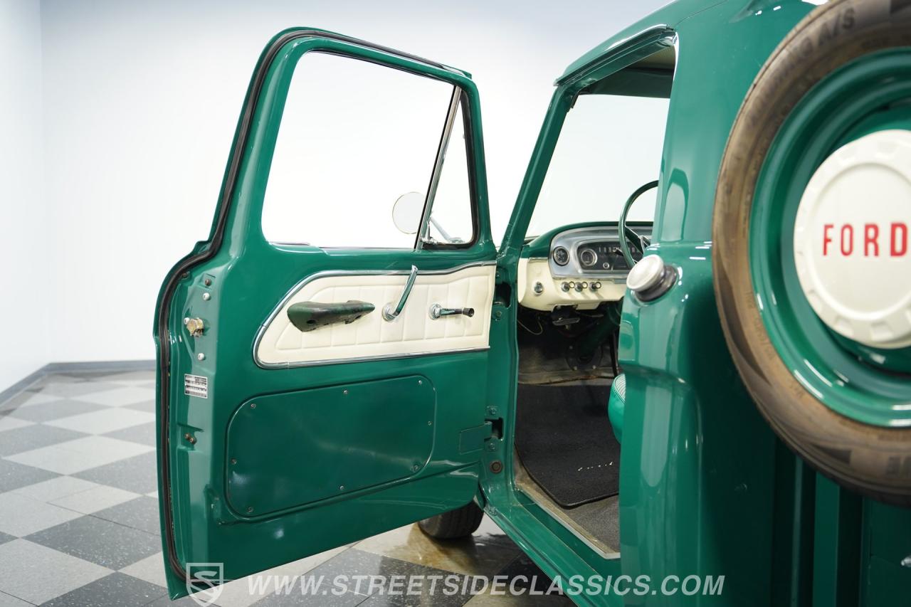 1965 Ford F-100 Flareside