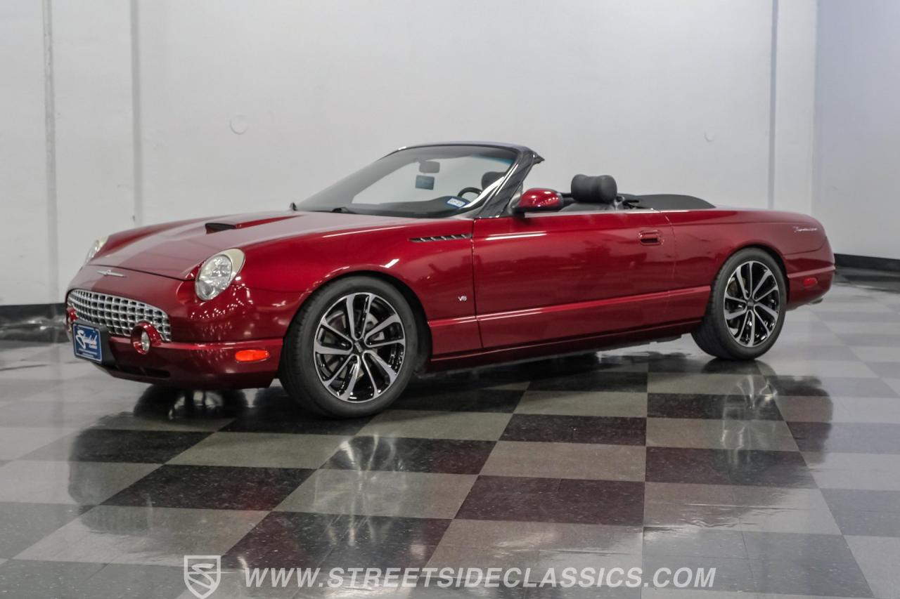 2004 Ford Thunderbird