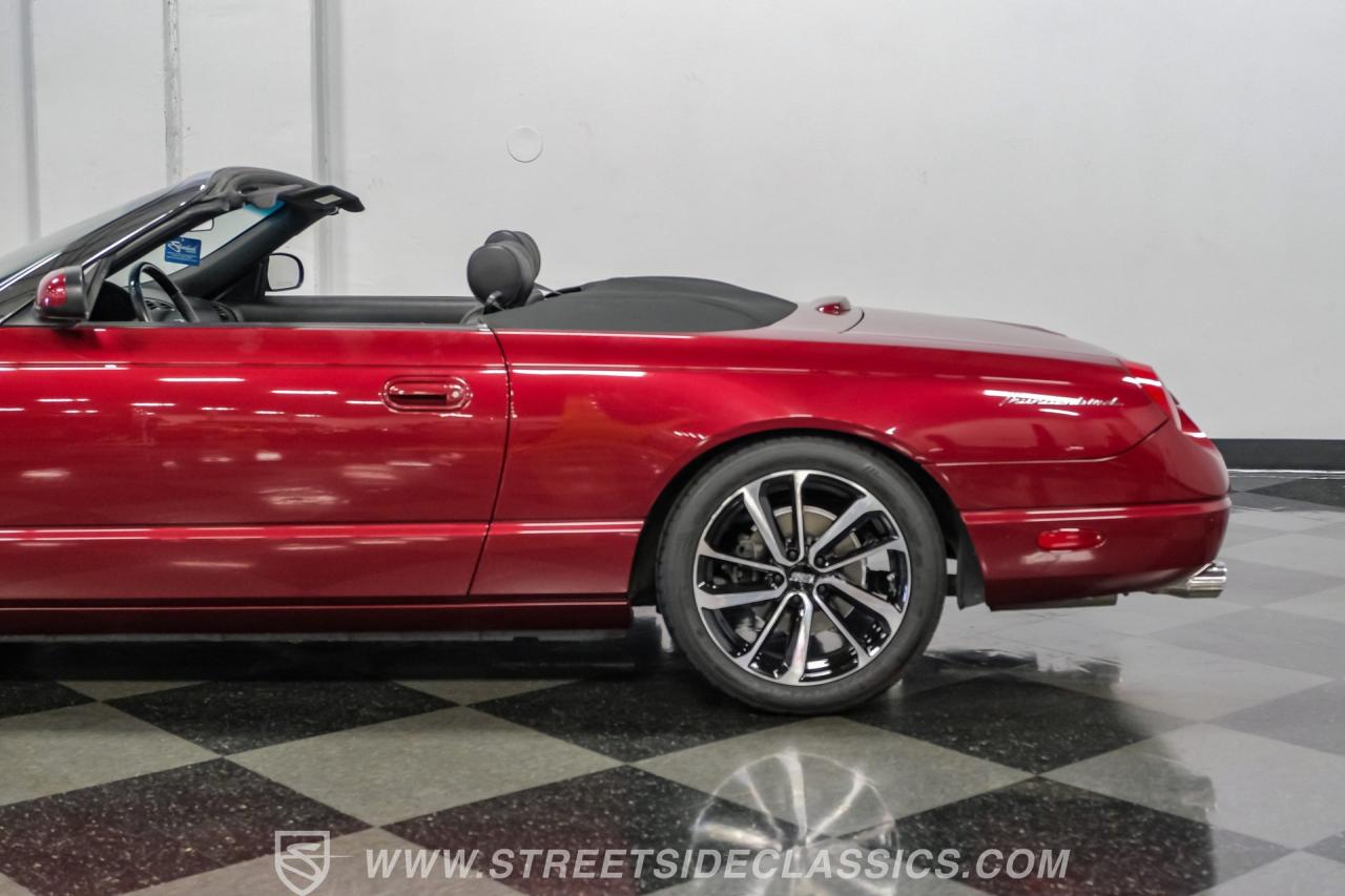 2004 Ford Thunderbird