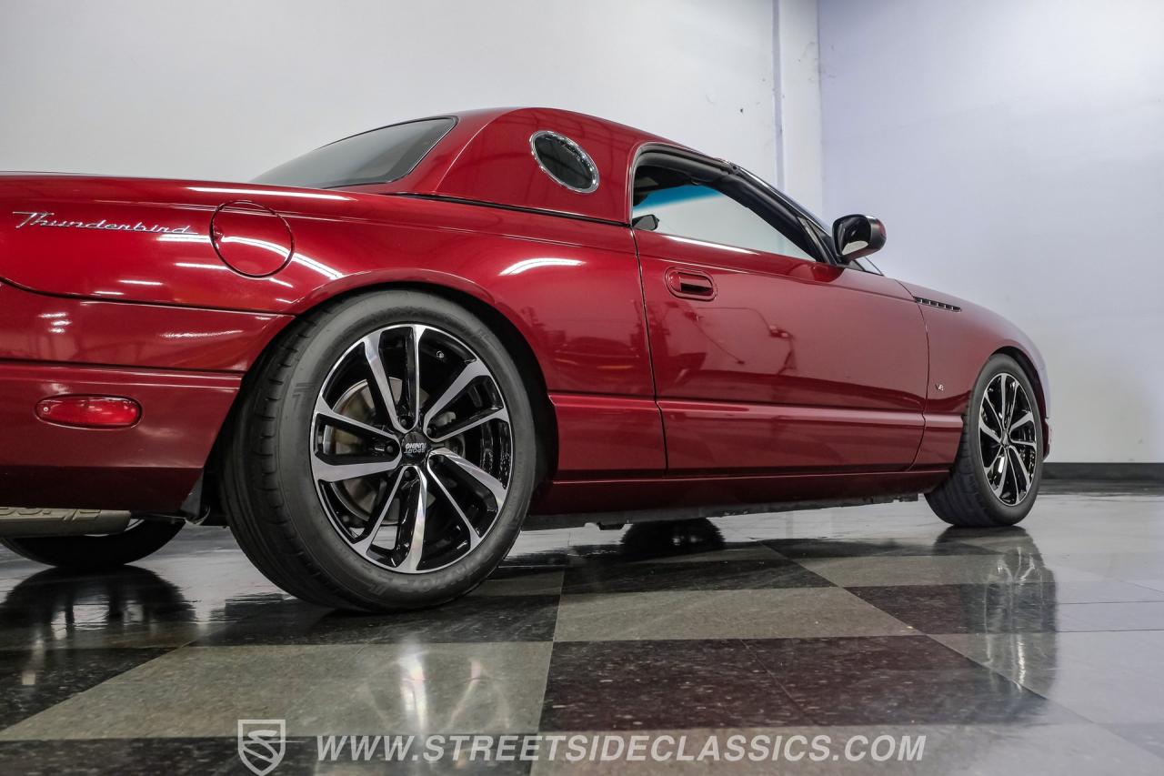 2004 Ford Thunderbird
