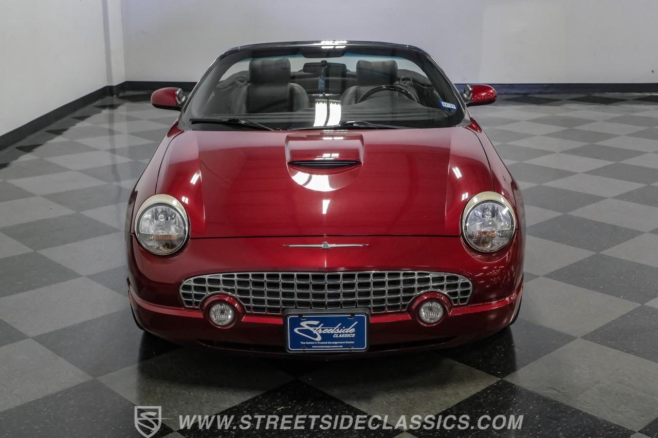 2004 Ford Thunderbird