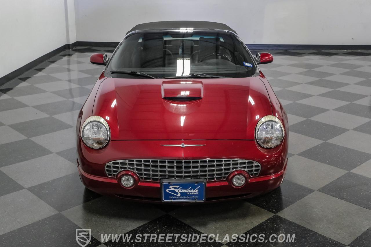 2004 Ford Thunderbird