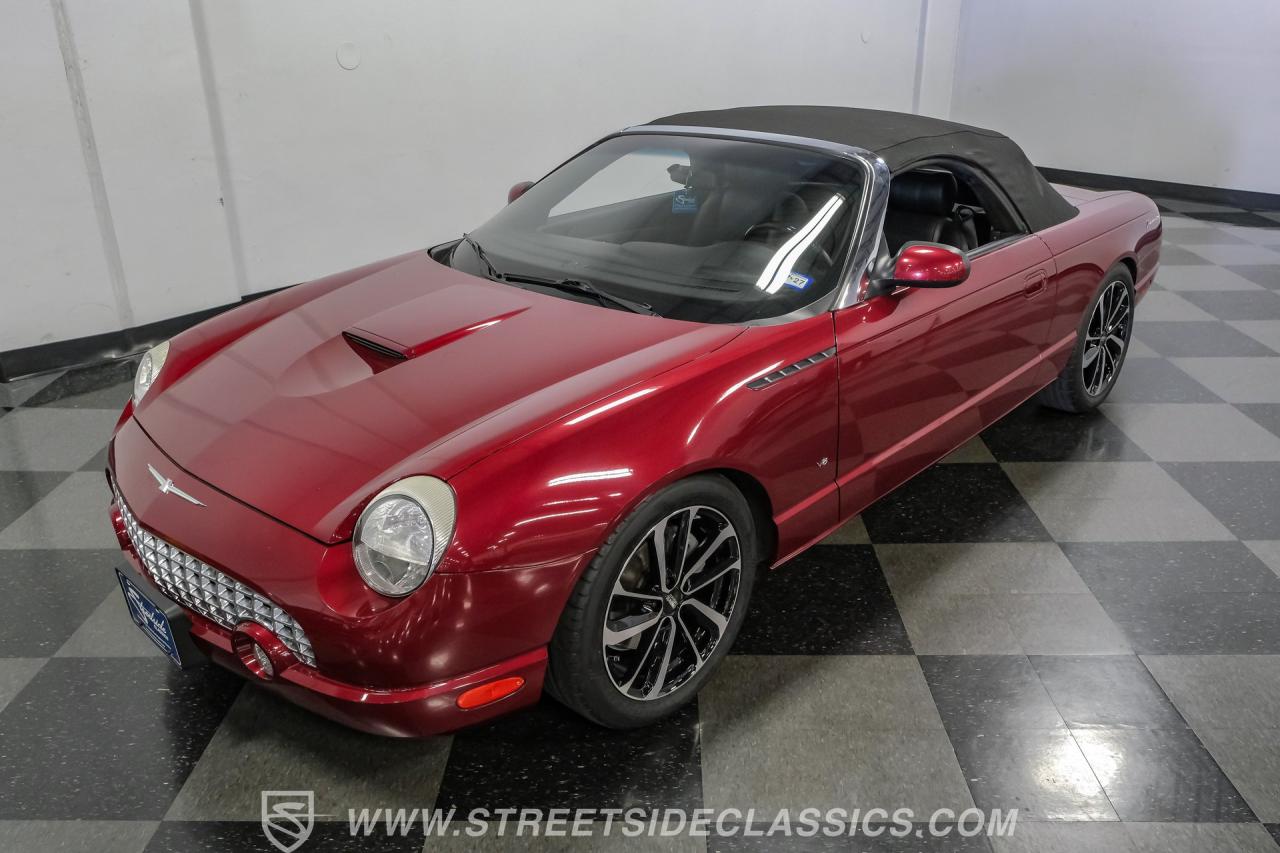 2004 Ford Thunderbird