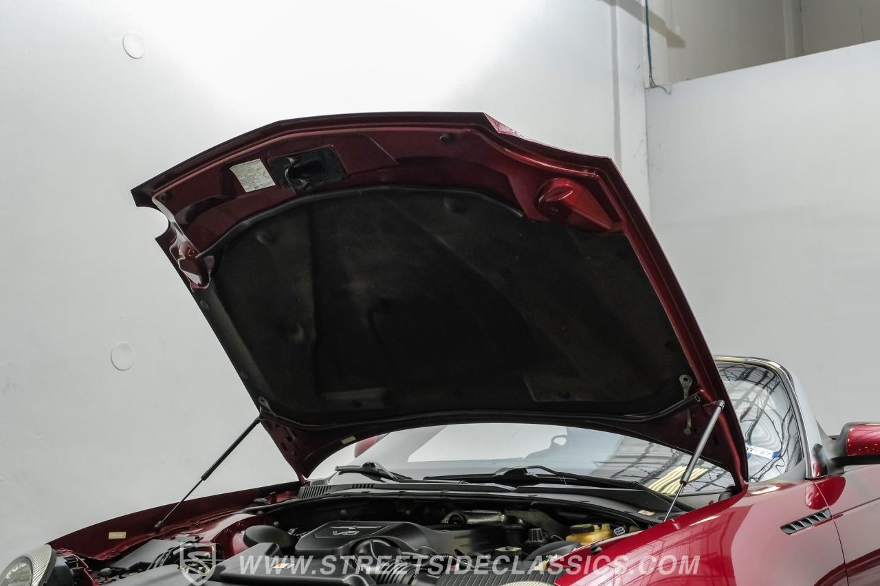 2004 Ford Thunderbird