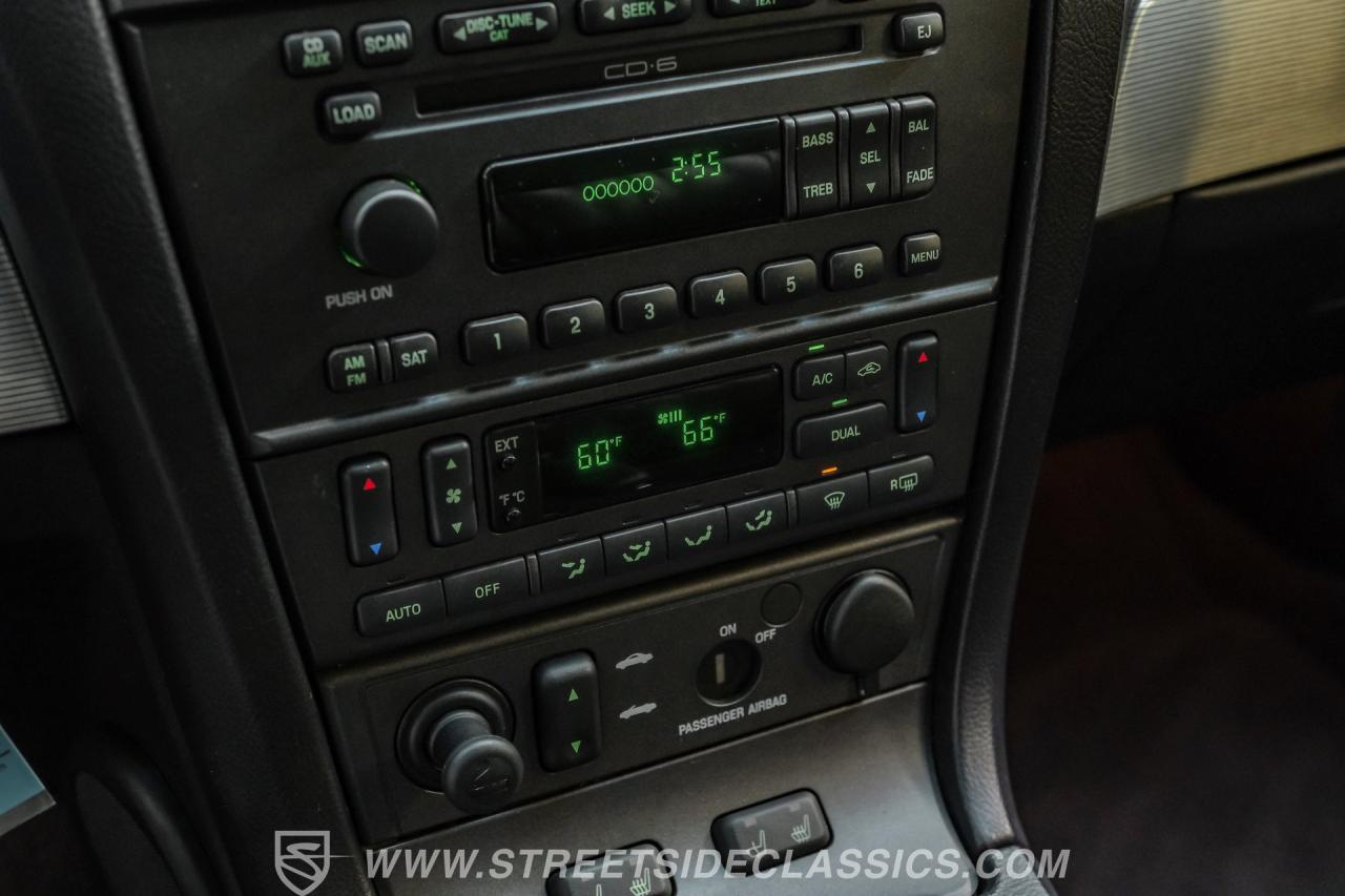 2004 Ford Thunderbird