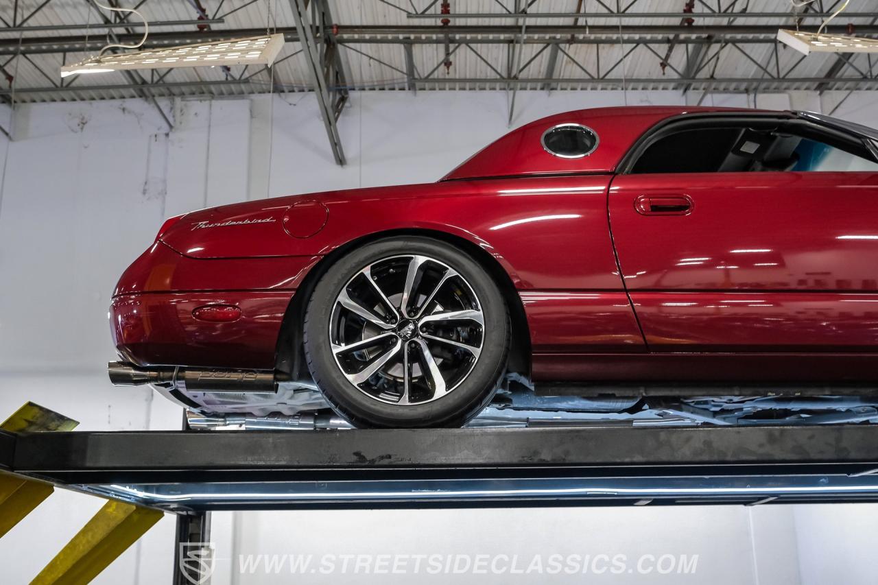 2004 Ford Thunderbird