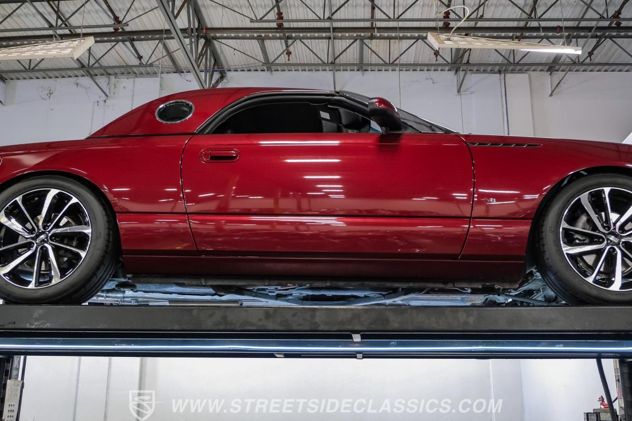 2004 Ford Thunderbird