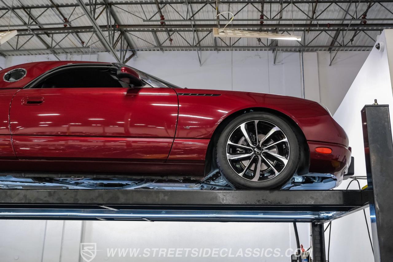 2004 Ford Thunderbird